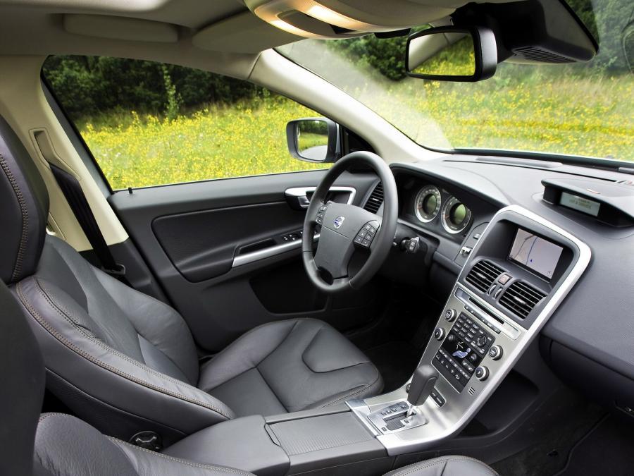  Volvo XC60 T6 2008 года  (фото 24 из 30)